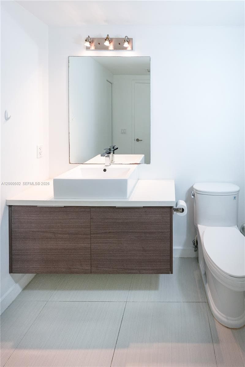 1010 SW 2nd Ave # 606, Miami FL 33130 — 15