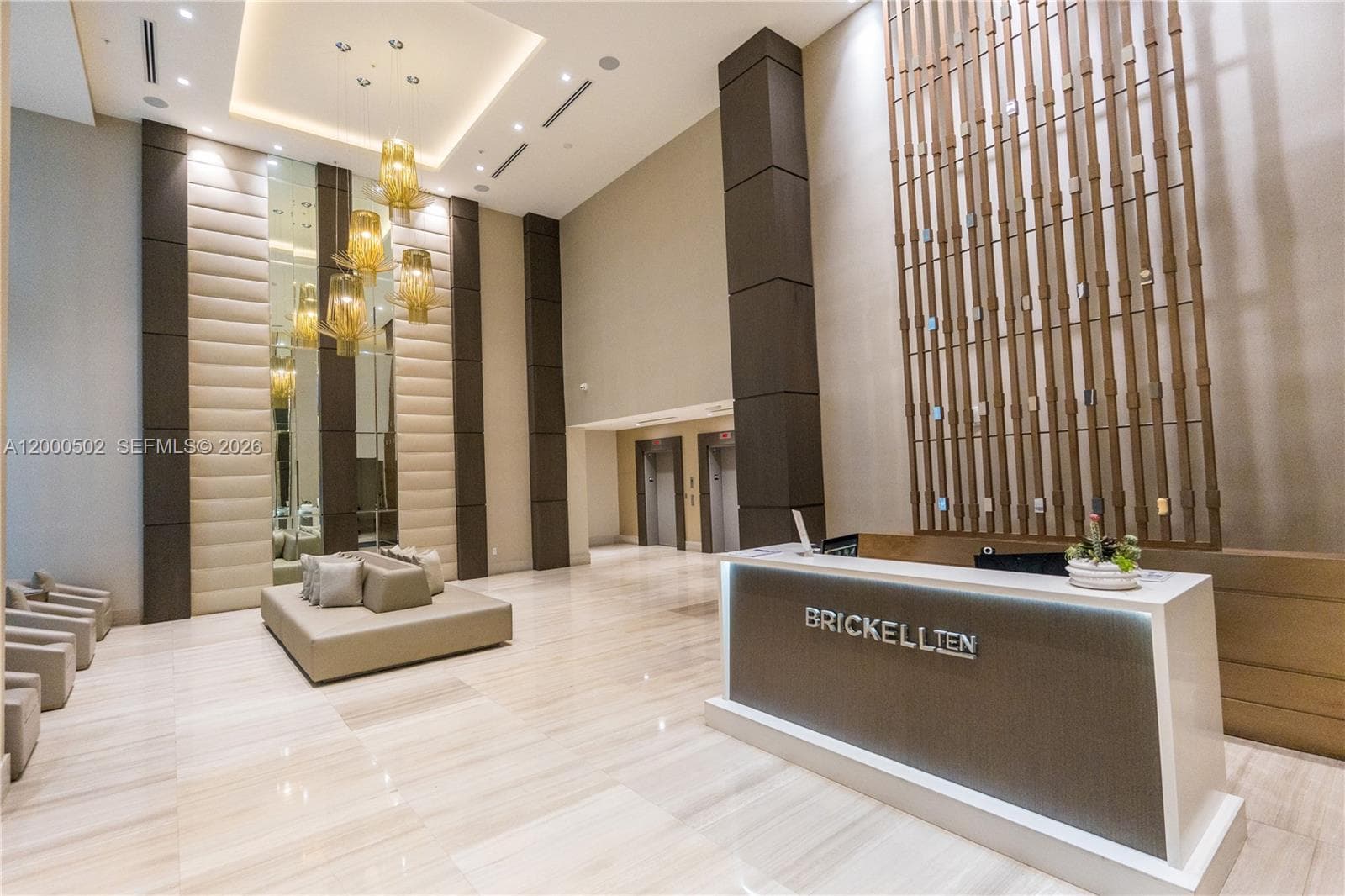 1010 SW 2nd Ave # 606, Miami FL 33130 — 25