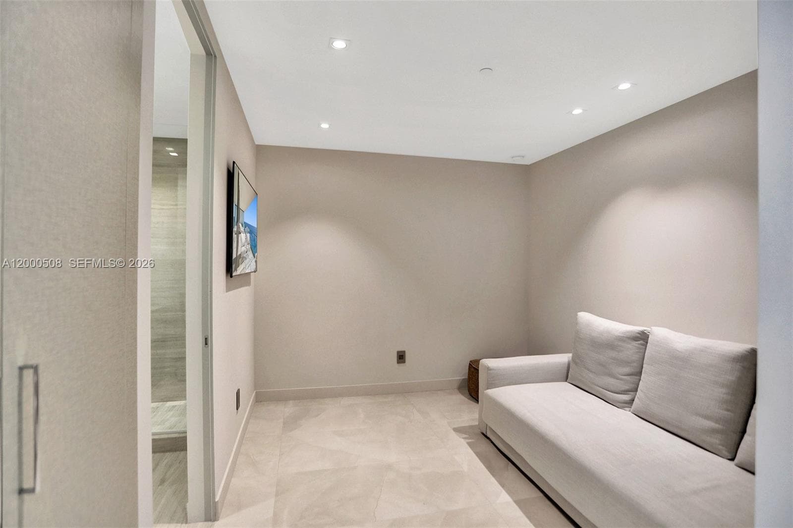 18975 COLLINS AVE # 2001, Sunny Isles Beach FL 33160 — 44