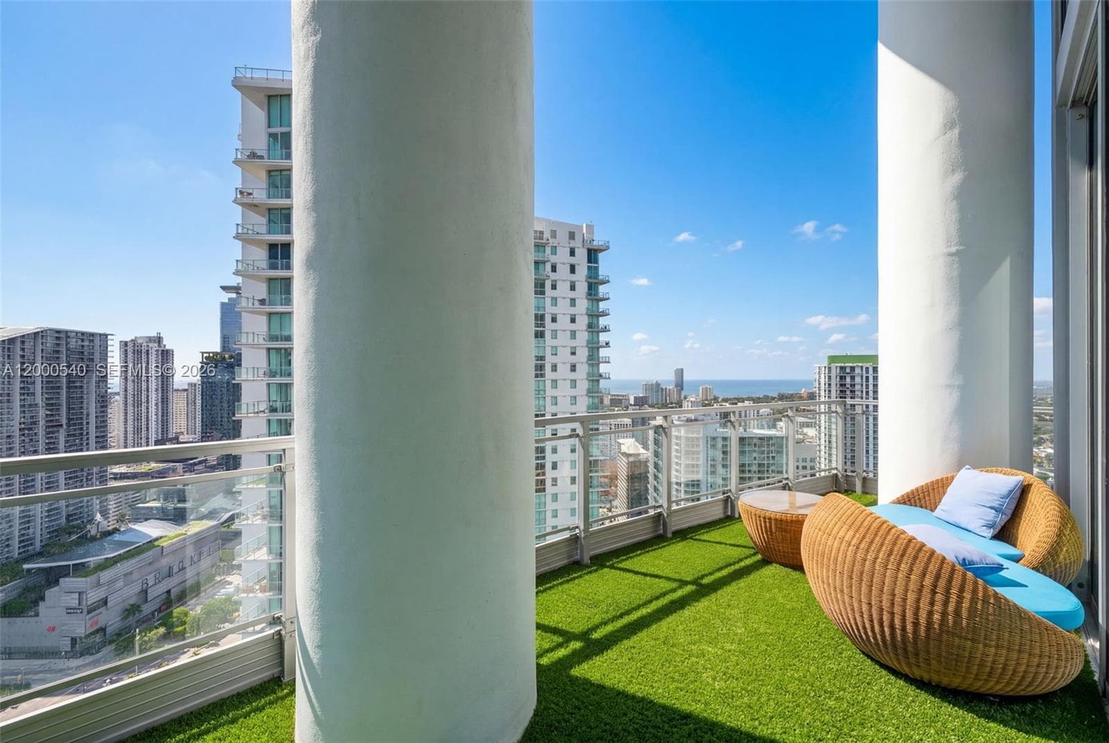 90 SW 3rd St # 12, Miami FL 33130 — 18
