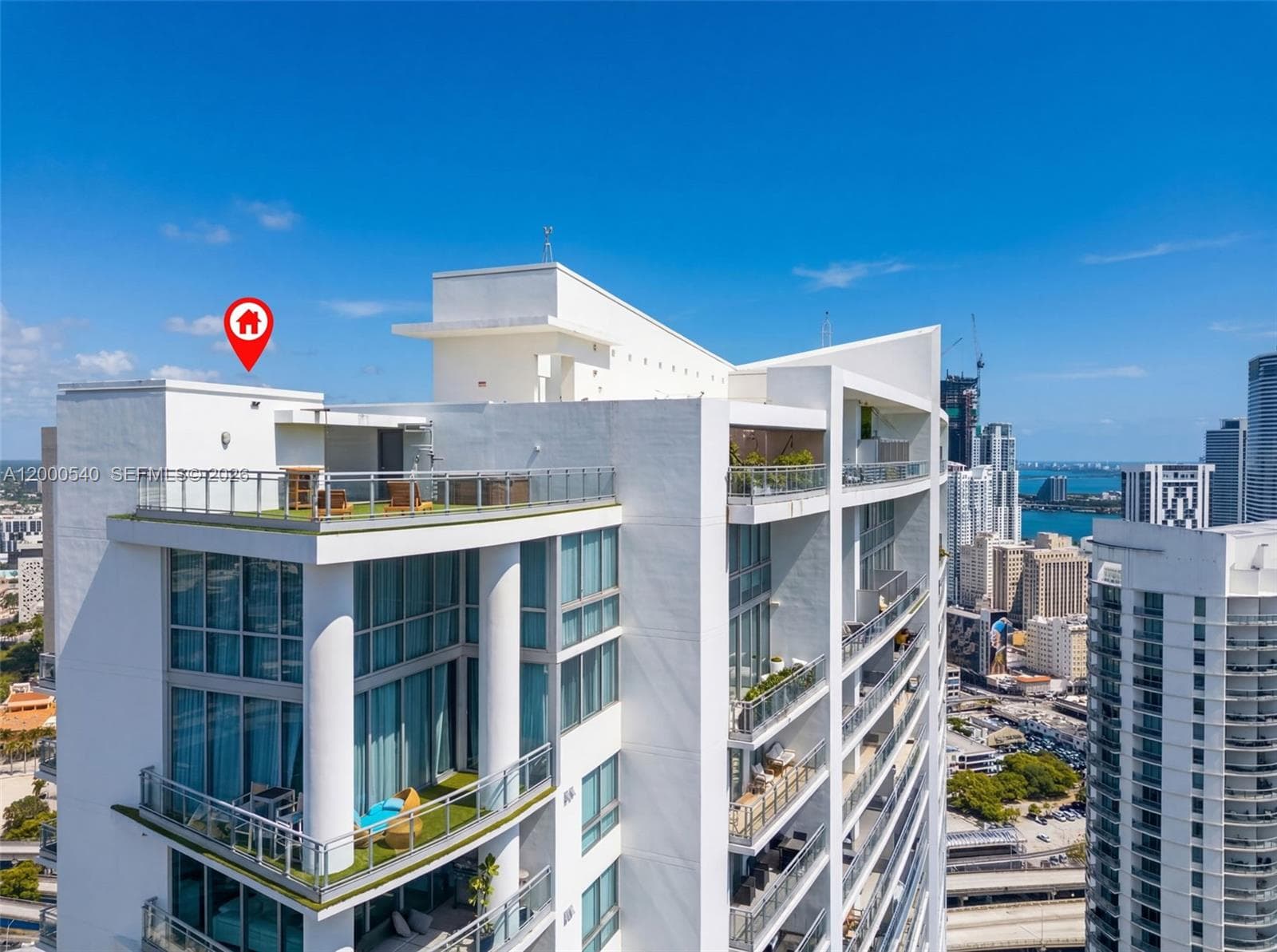 90 SW 3rd St # 12, Miami FL 33130 — 15