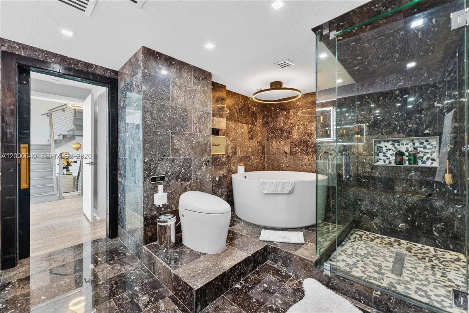 90 SW 3rd St # 12, Miami FL 33130 — 25