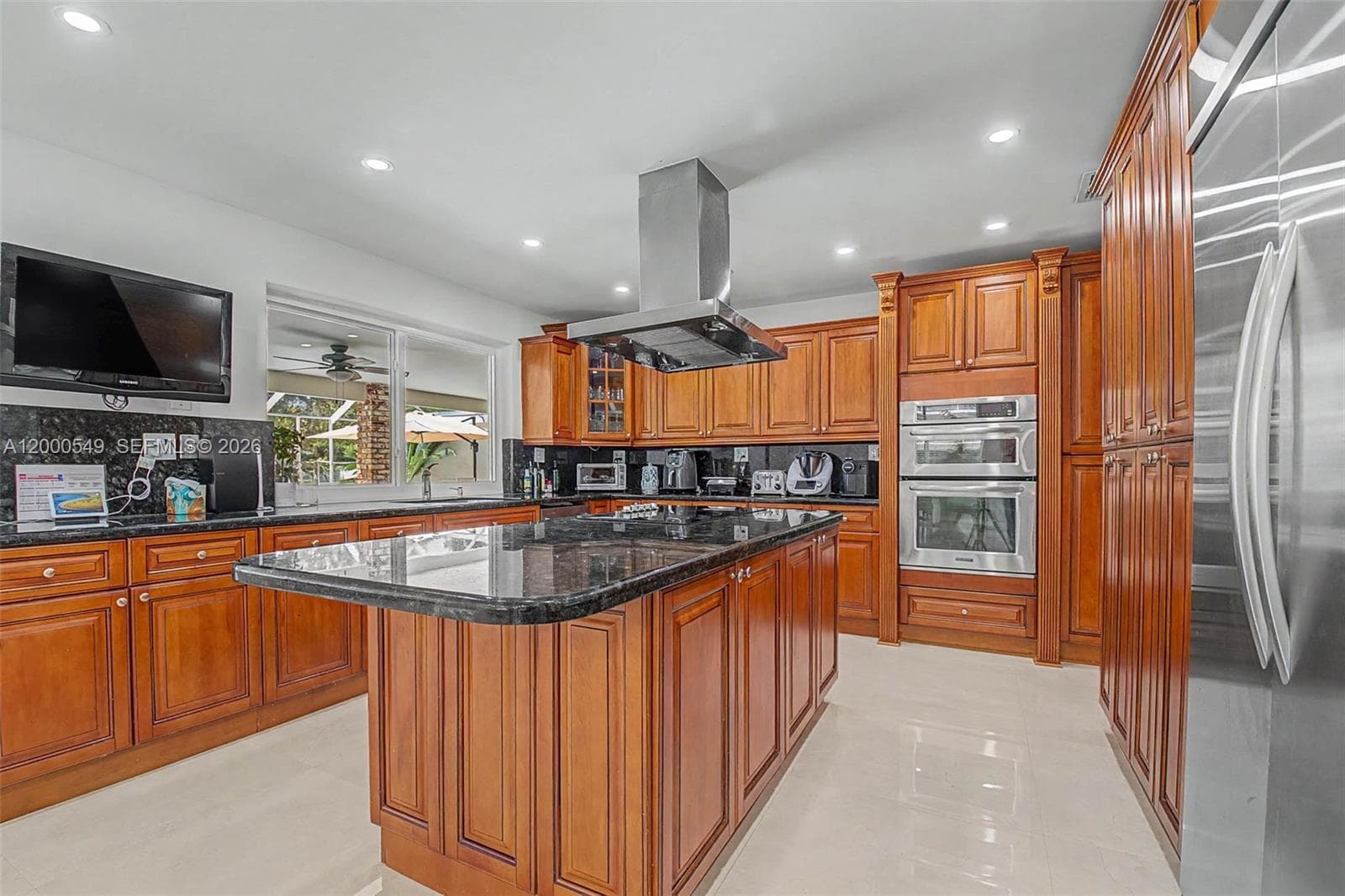 7230 SW 104th St, Pinecrest FL 33156 — 9