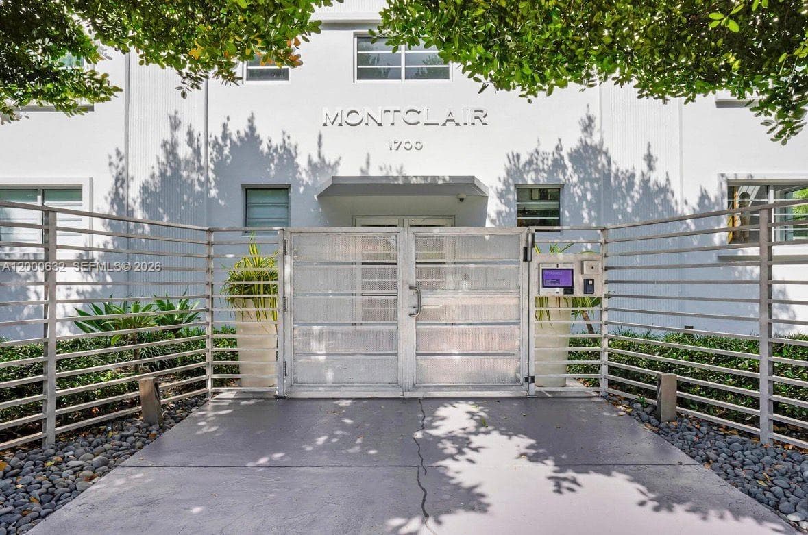 1700 Meridian Ave # 208, Miami Beach FL 33139 — 20