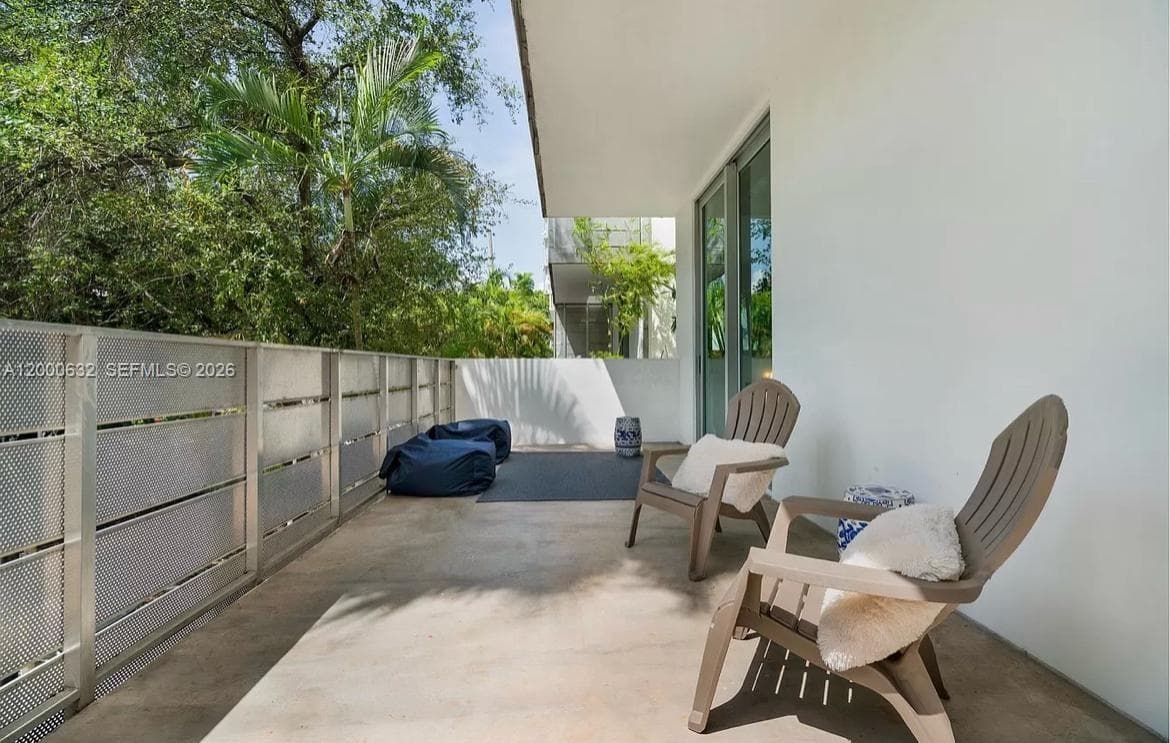 1700 Meridian Ave # 208, Miami Beach FL 33139 — 15