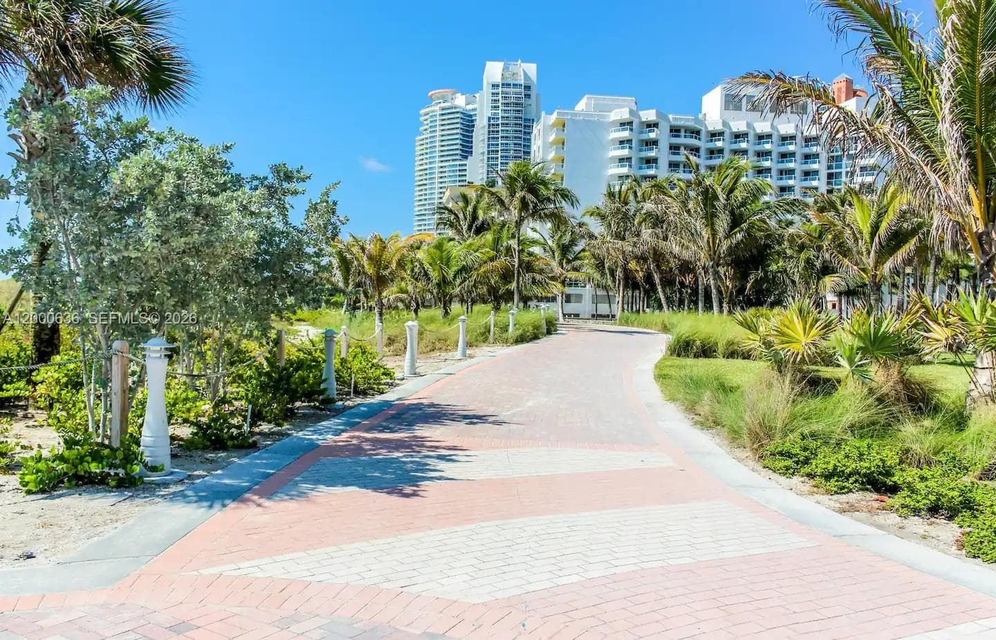 2615 Collins Ave # 37, Miami Beach FL 33140 — 17