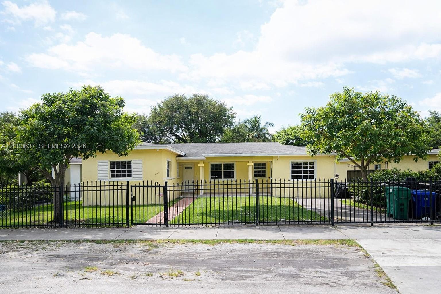 298 NW 104th St, Miami FL 33150 — 19