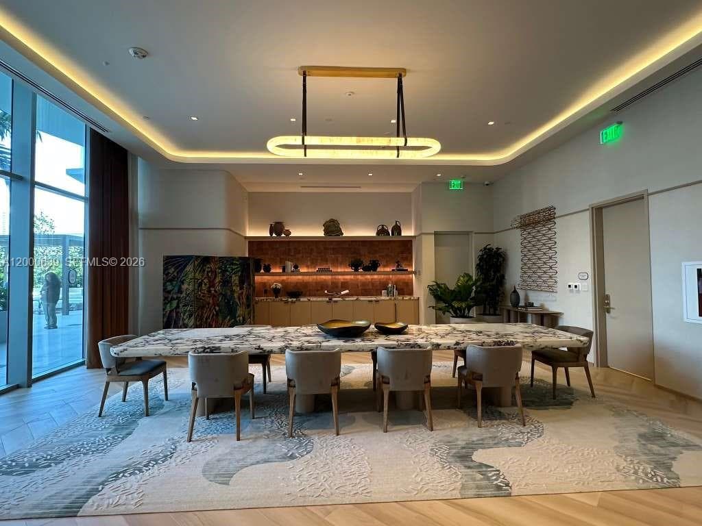 77 SE 5th Street # 1812, Miami FL 33131 — 27