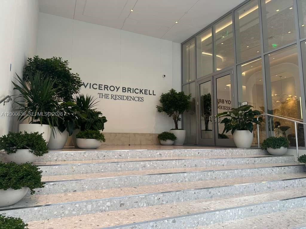 77 SE 5th Street # 1812, Miami FL 33131 — 3
