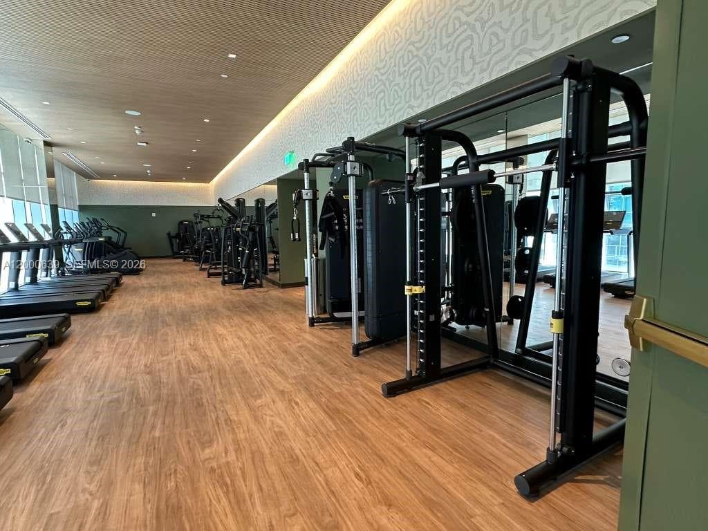 77 SE 5th Street # 1812, Miami FL 33131 — 38