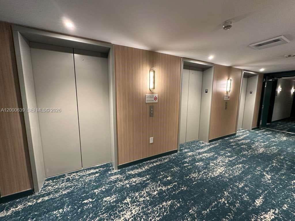 77 SE 5th Street # 1812, Miami FL 33131 — 48