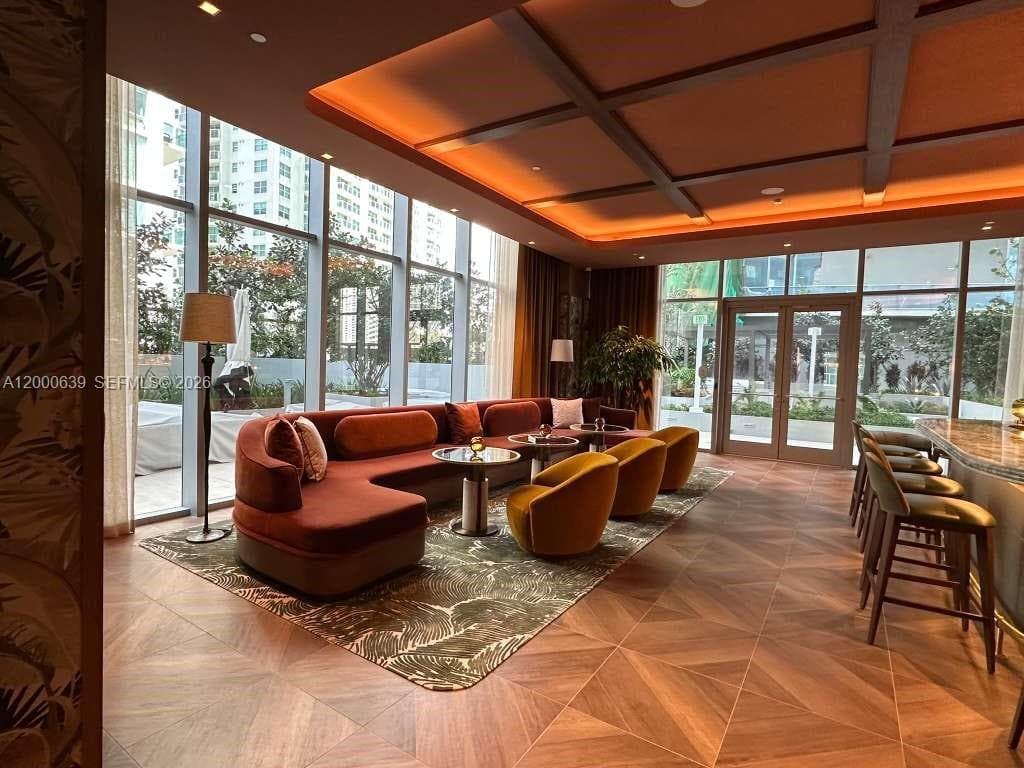 77 SE 5th Street # 1812, Miami FL 33131 — 35