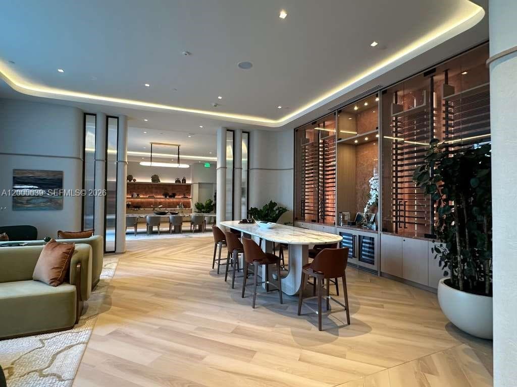 77 SE 5th Street # 1812, Miami FL 33131 — 29