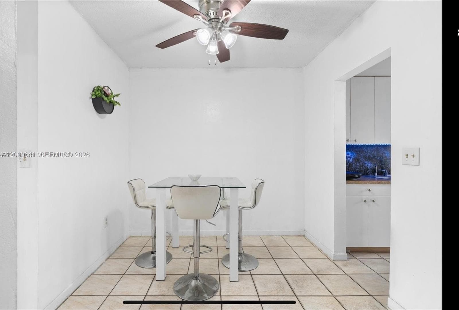 16900 NE 14 # 109, Miami FL 33162 — 4