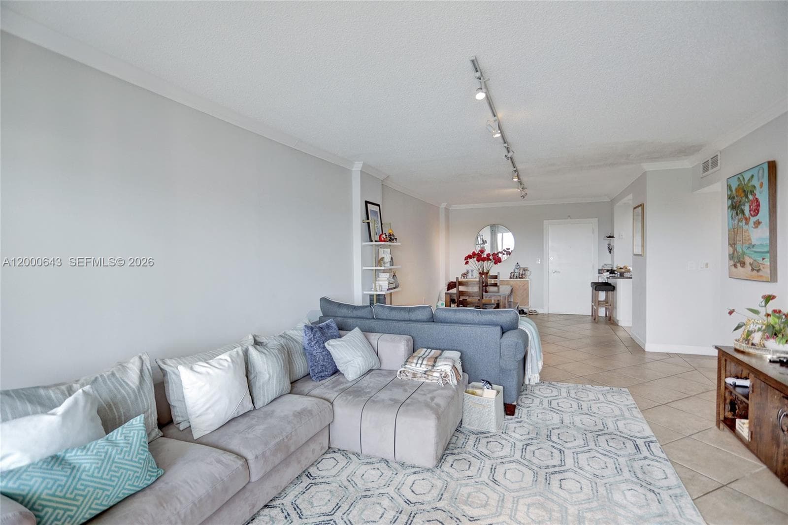 300 Bayview Dr, Sunny Isles Beach FL 33160 — 6