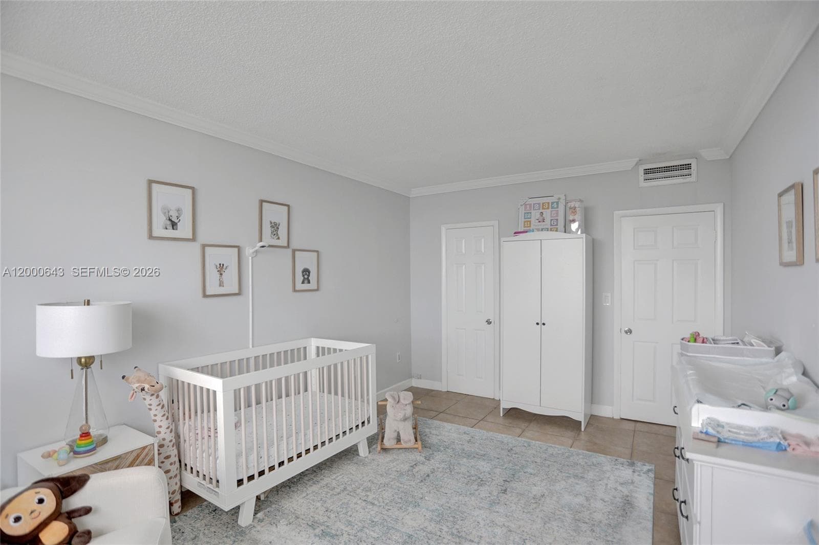 300 Bayview Dr, Sunny Isles Beach FL 33160 — 22