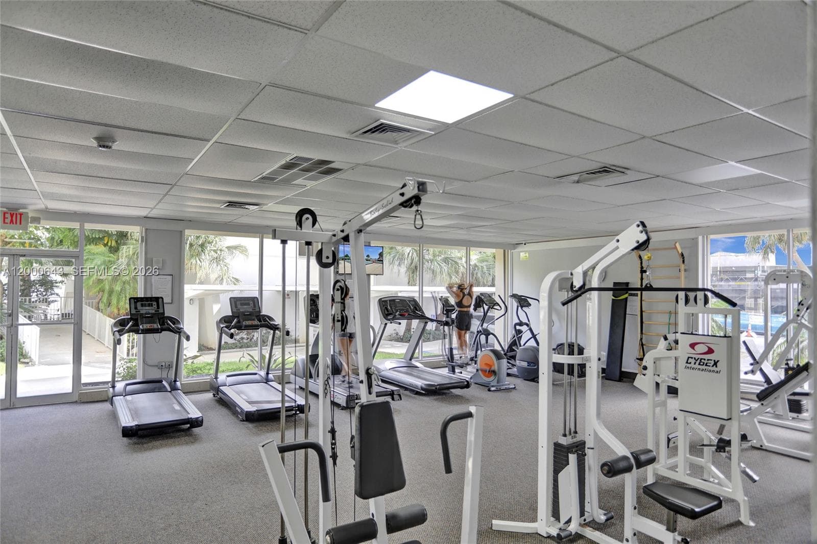 300 Bayview Dr, Sunny Isles Beach FL 33160 — 24
