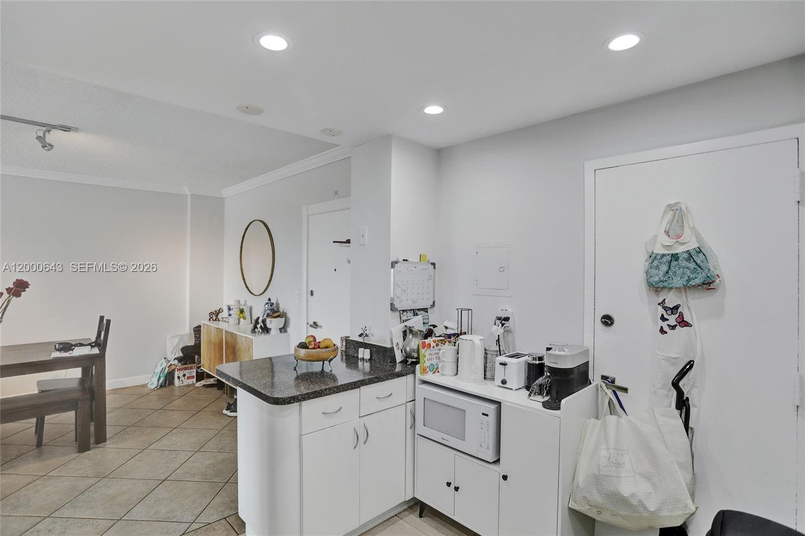 300 Bayview Dr, Sunny Isles Beach FL 33160 — 15