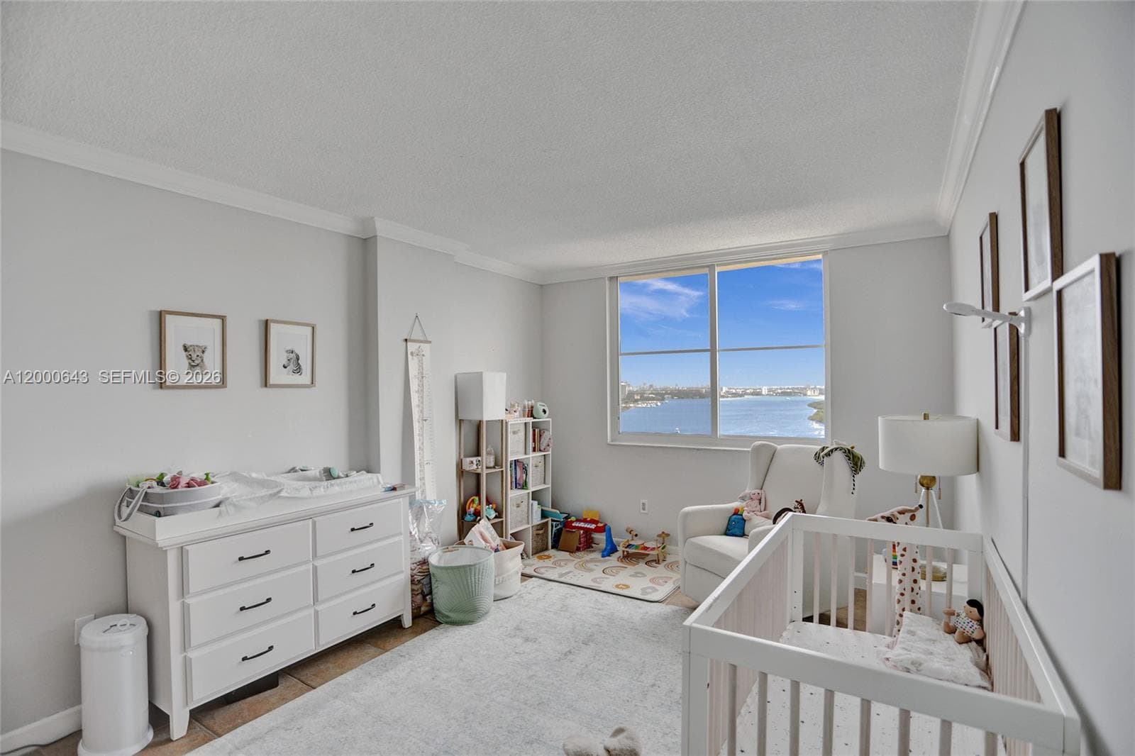 300 Bayview Dr, Sunny Isles Beach FL 33160 — 21