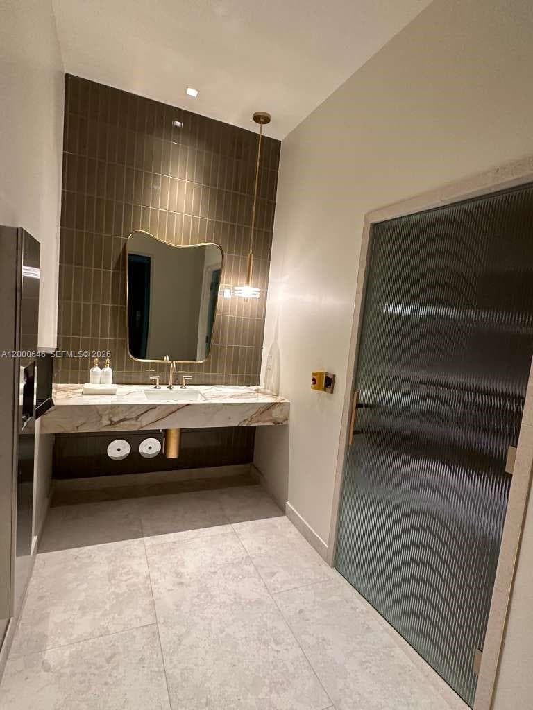 77 SE 5th Street # 2013, Miami FL 33131 — 21