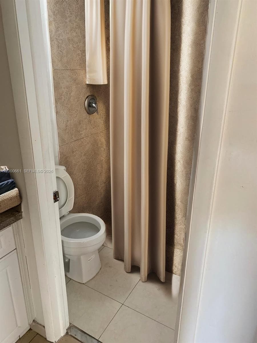 7345 W 4th Ave # 203, Hialeah FL 33014 — 7