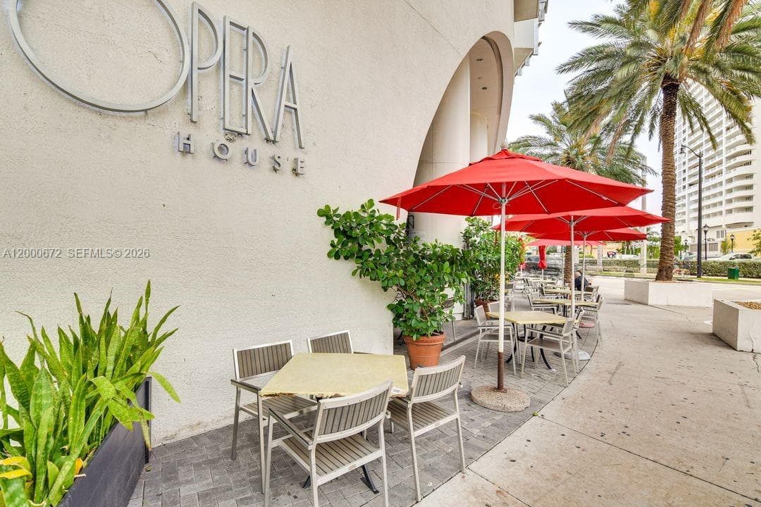 1750 N Bayshore Dr # 1909, Miami FL 33132 — 13