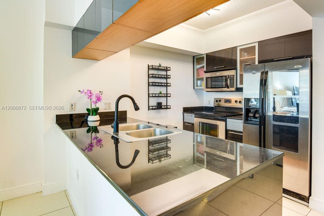 1750 N Bayshore Dr # 1909, Miami FL 33132 — 3