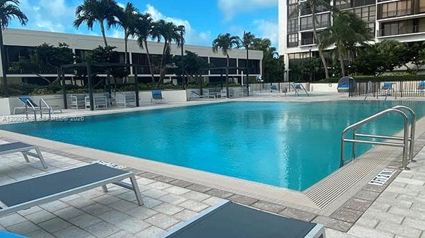 1915 Brickell Ave, Miami FL 33129 — 13