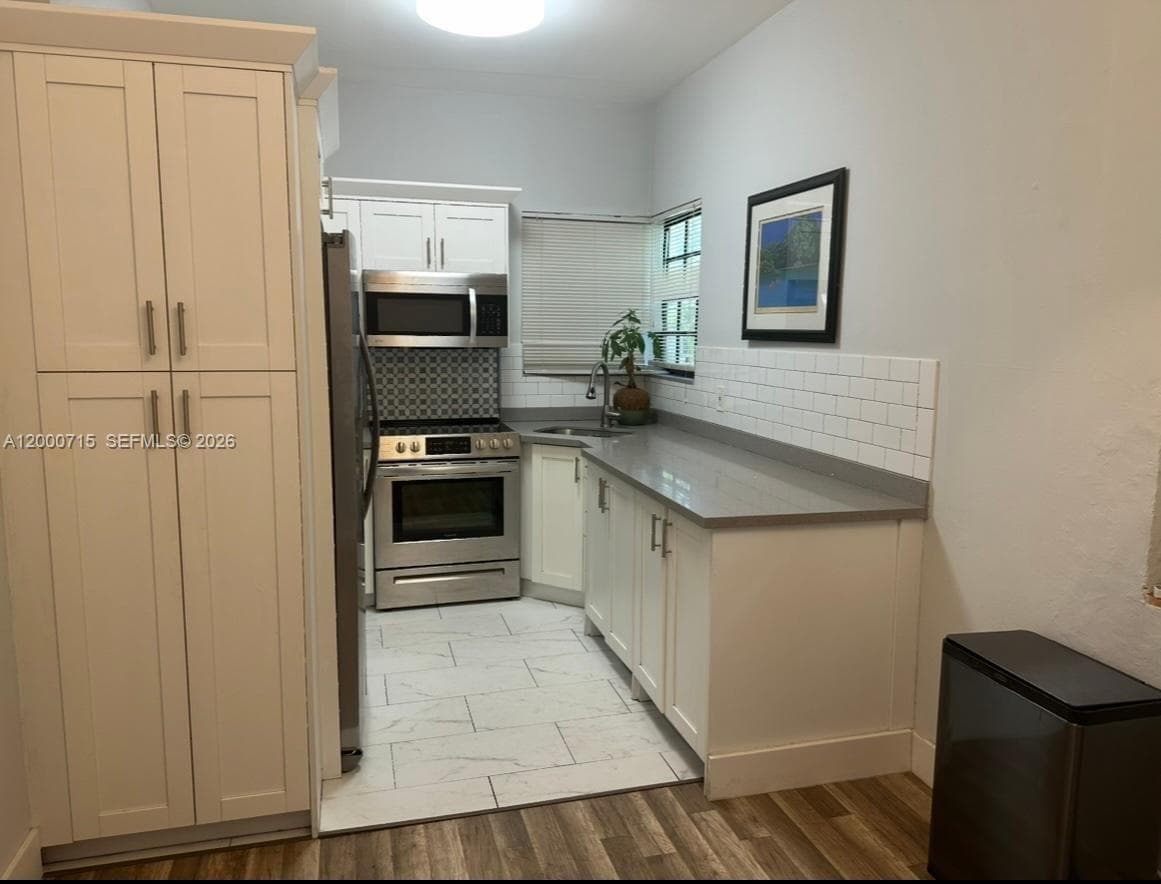 Coral Park Condo, Miami, FL — 2