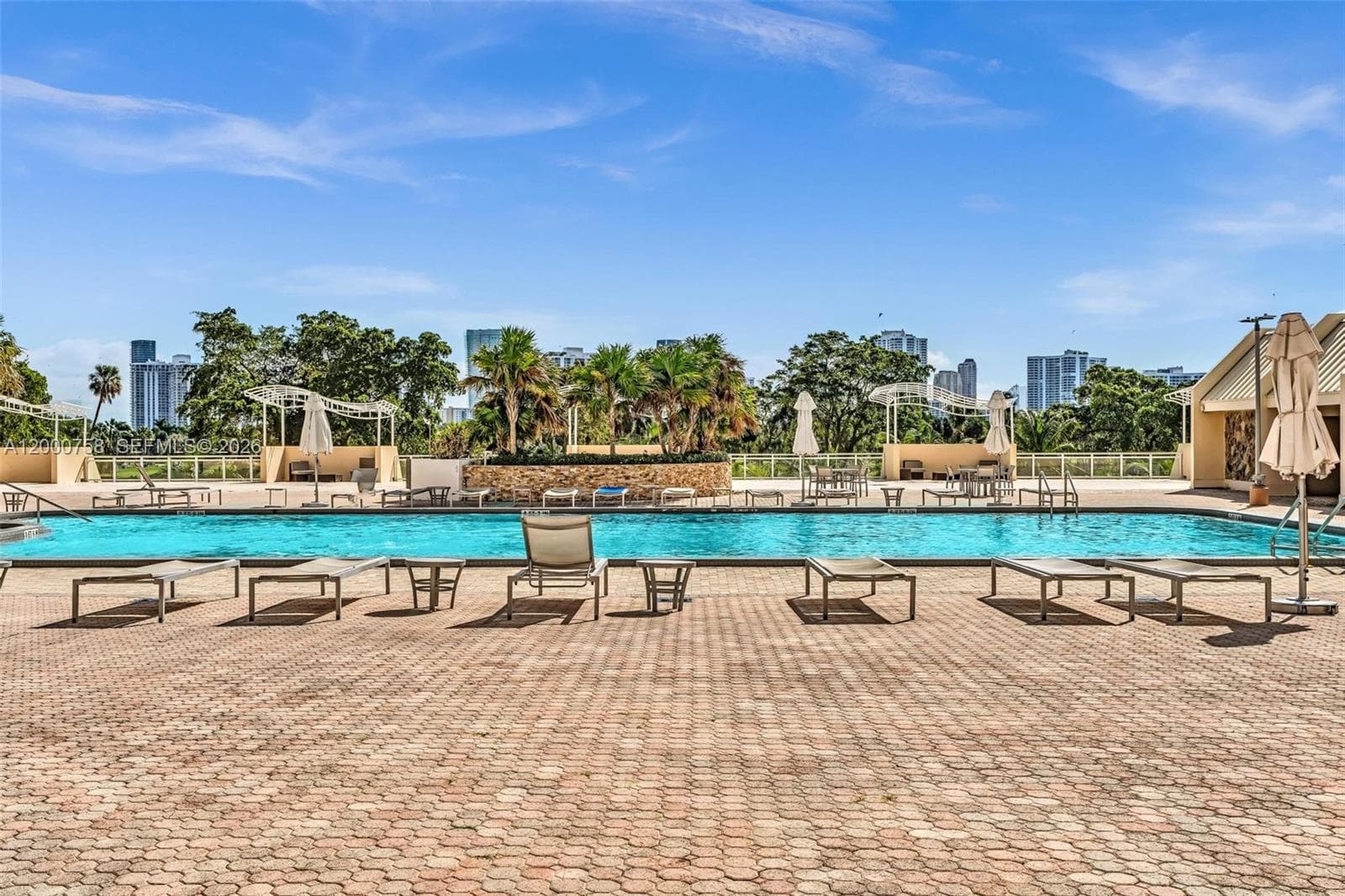 20329 W Country Club Dr, Aventura FL 33180 — 12