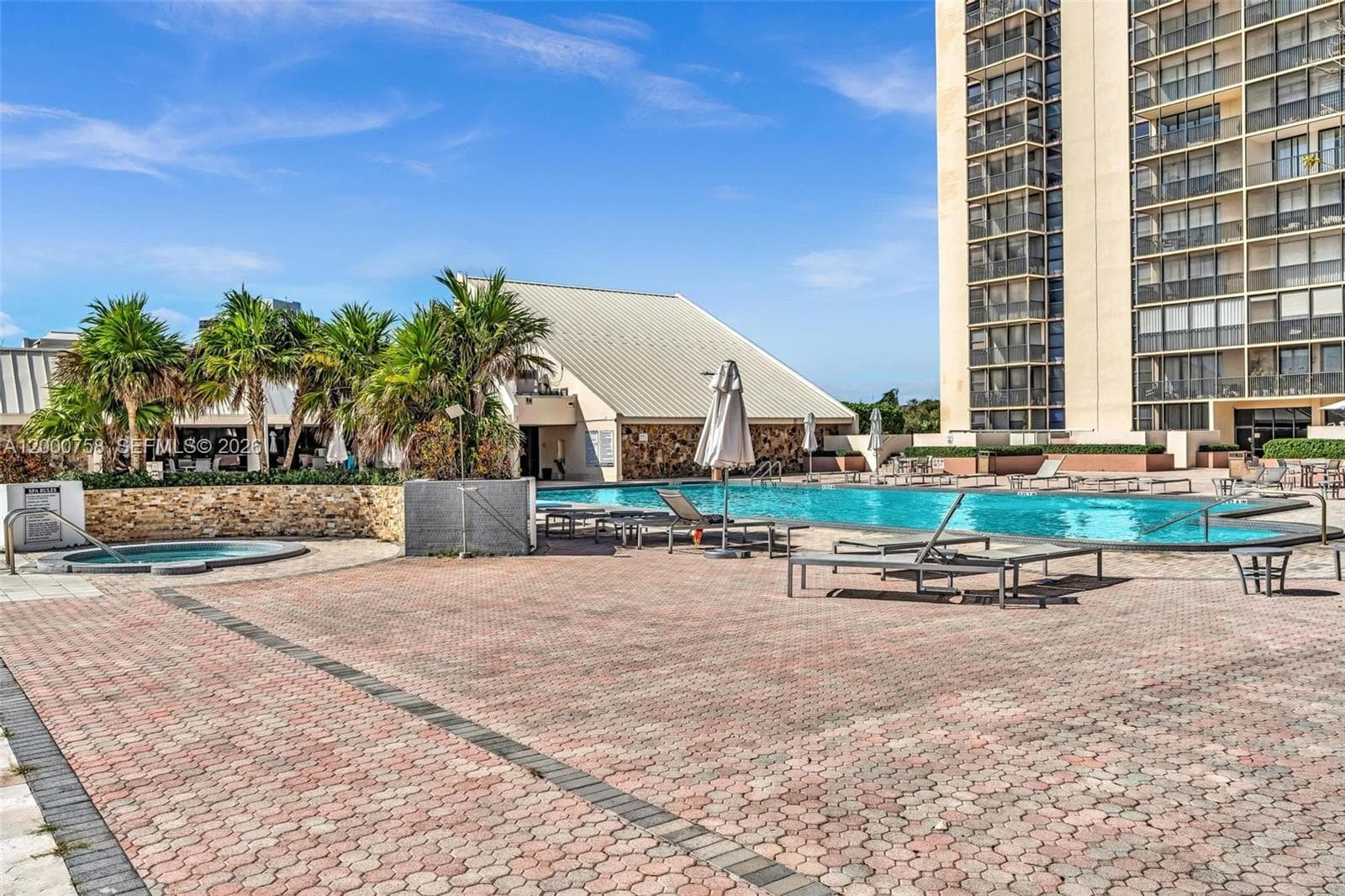 20329 W Country Club Dr, Aventura FL 33180 — 14