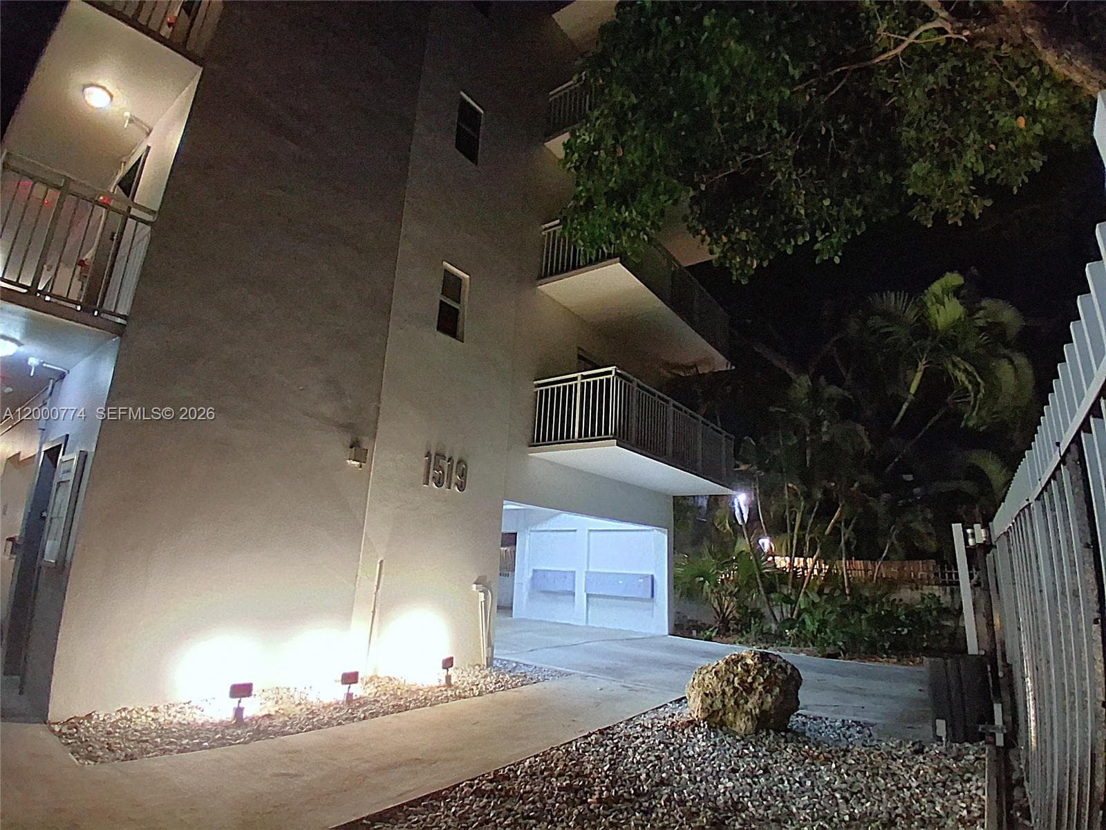 1519 Drexel Ave # 201, Miami Beach FL 33139 — 6