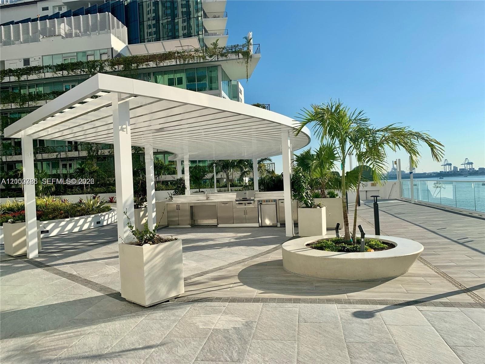 1330 West Ave # 711, Miami Beach FL 33139 — 24