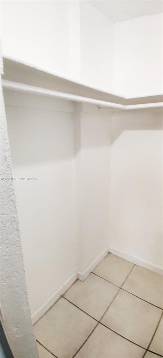 4550 NW 9th St # 706E, Miami FL 33126 — 16