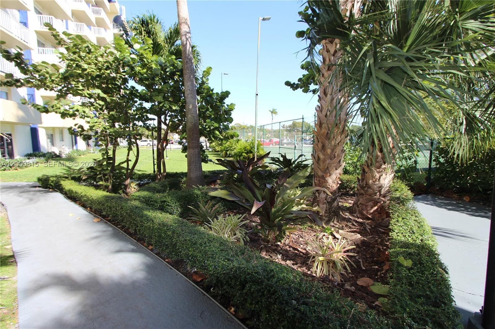 4550 NW 9th St # 706E, Miami FL 33126 — 29