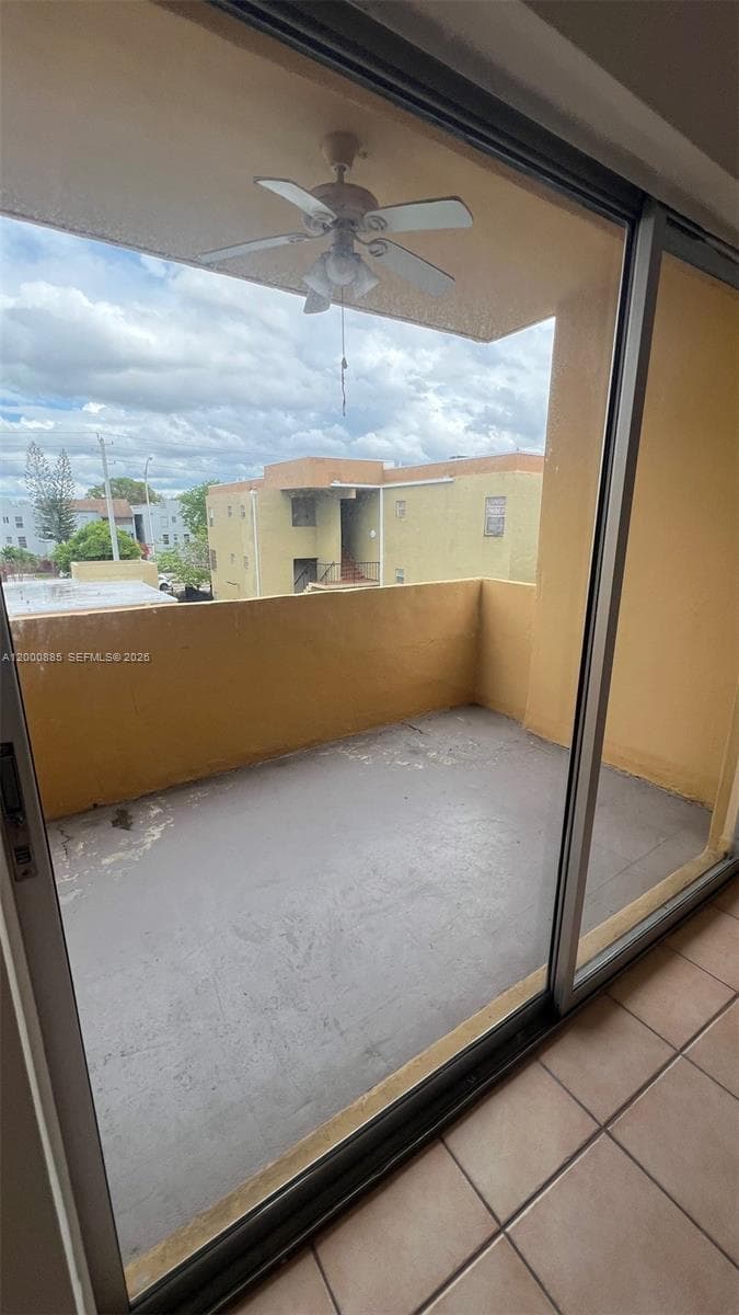 6070 W 18th Ave # 323, Hialeah FL 33012 — 16