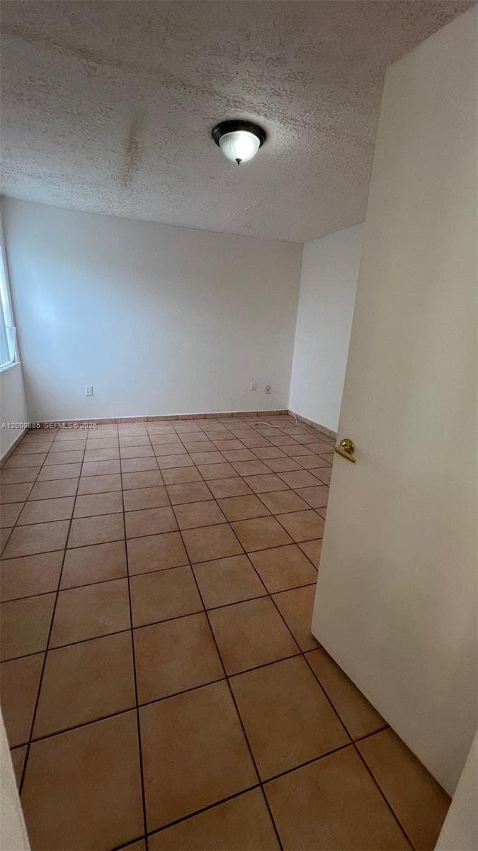 6070 W 18th Ave # 323, Hialeah FL 33012 — 8