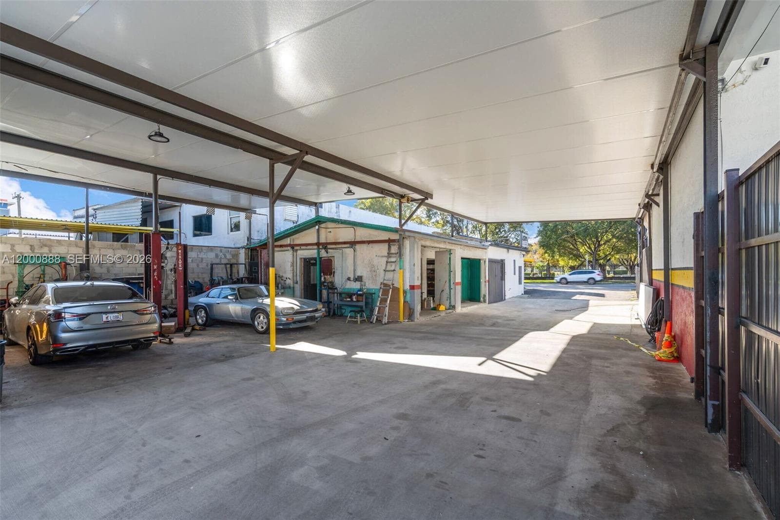 3219 SW 8th St, Miami FL 33135 — 13