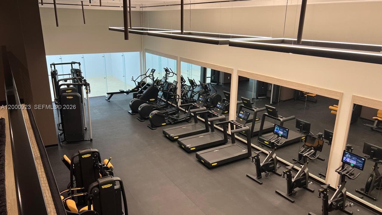 225 N Miami Ave # 212, Miami FL 33128 — 26
