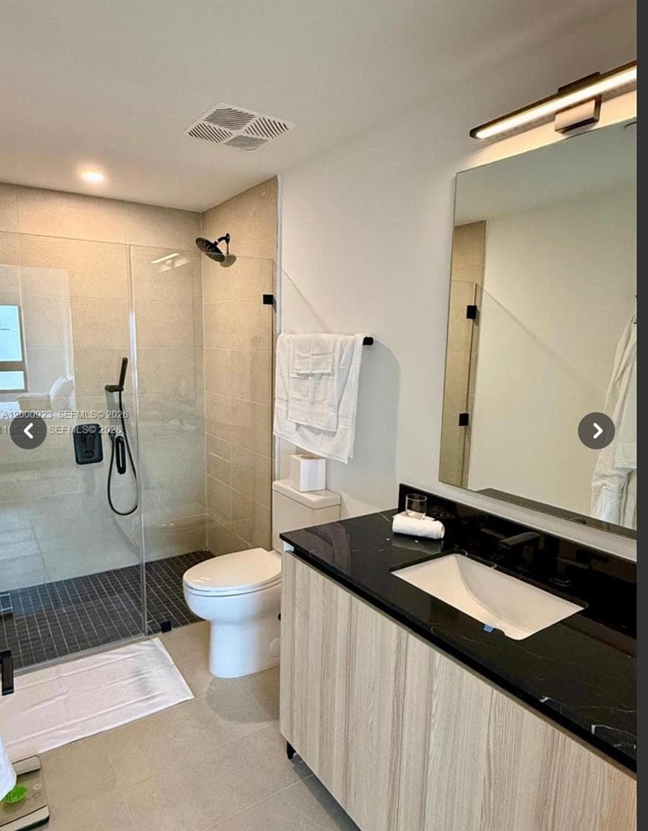 225 N Miami Ave # 212, Miami FL 33128 — 10