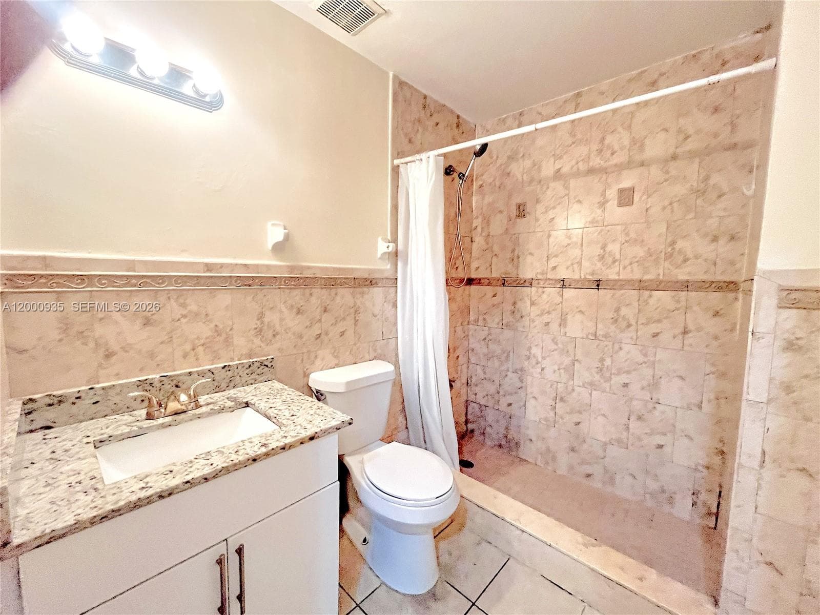 5575 W 26th Court # 203, Hialeah FL 33016 — 35