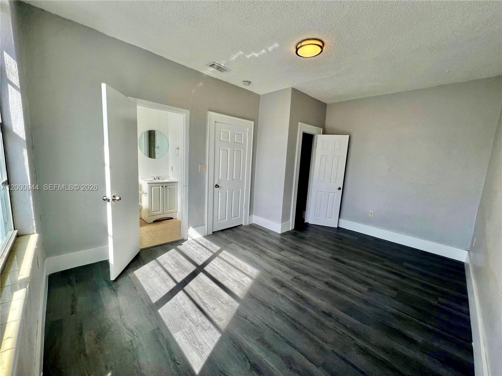 301 SW 10th Ave # 1, Miami FL 33130 — 6