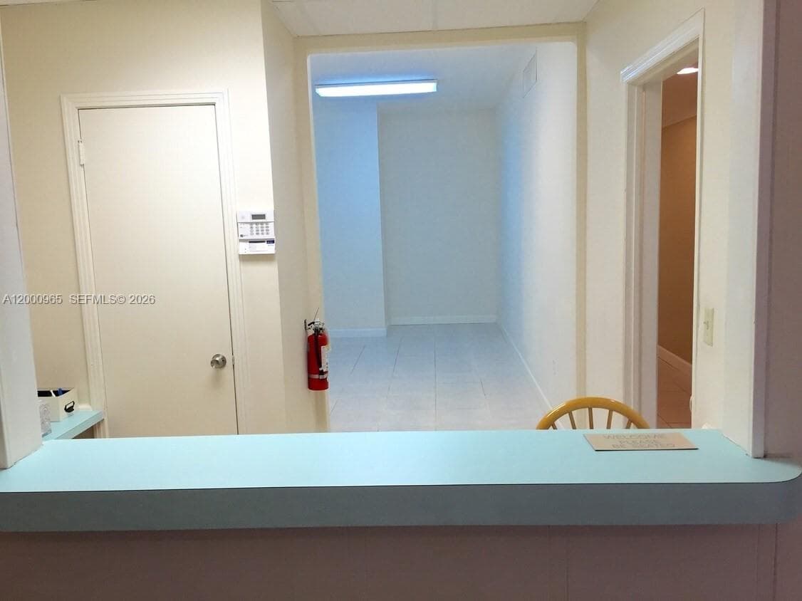 3113 Ponce De Leon Blvd, Coral Gables FL 33134 — 8