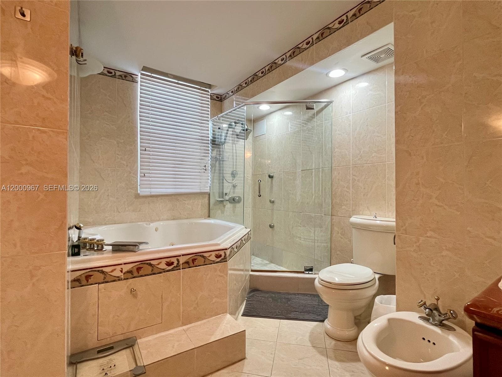 9511 Collins Ave # 811, Surfside FL 33154 — 13