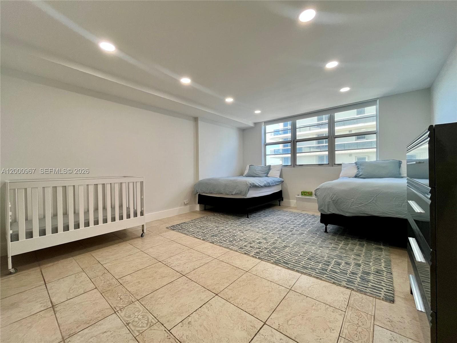 9511 Collins Ave # 811, Surfside FL 33154 — 16