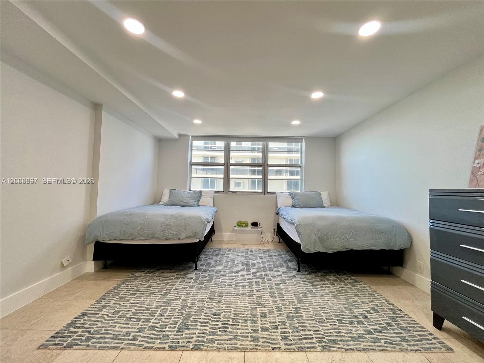 9511 Collins Ave # 811, Surfside FL 33154 — 15