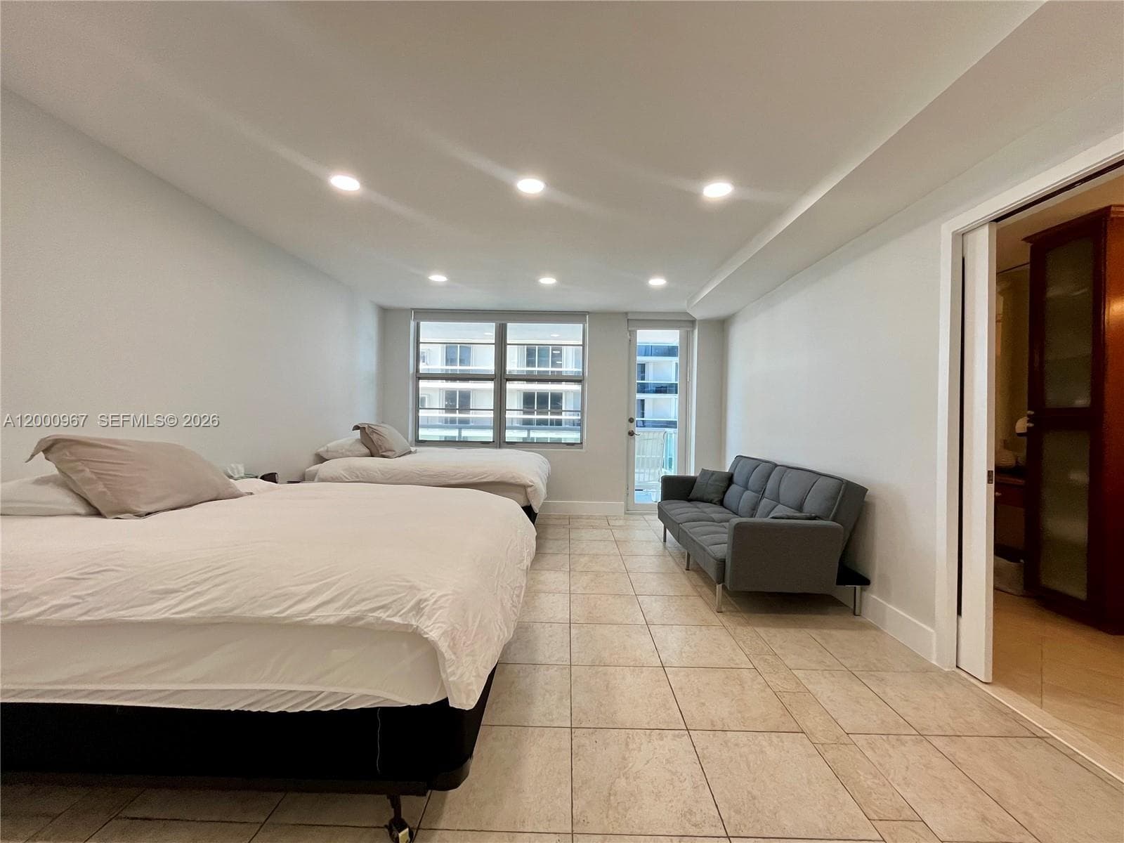9511 Collins Ave # 811, Surfside FL 33154 — 8