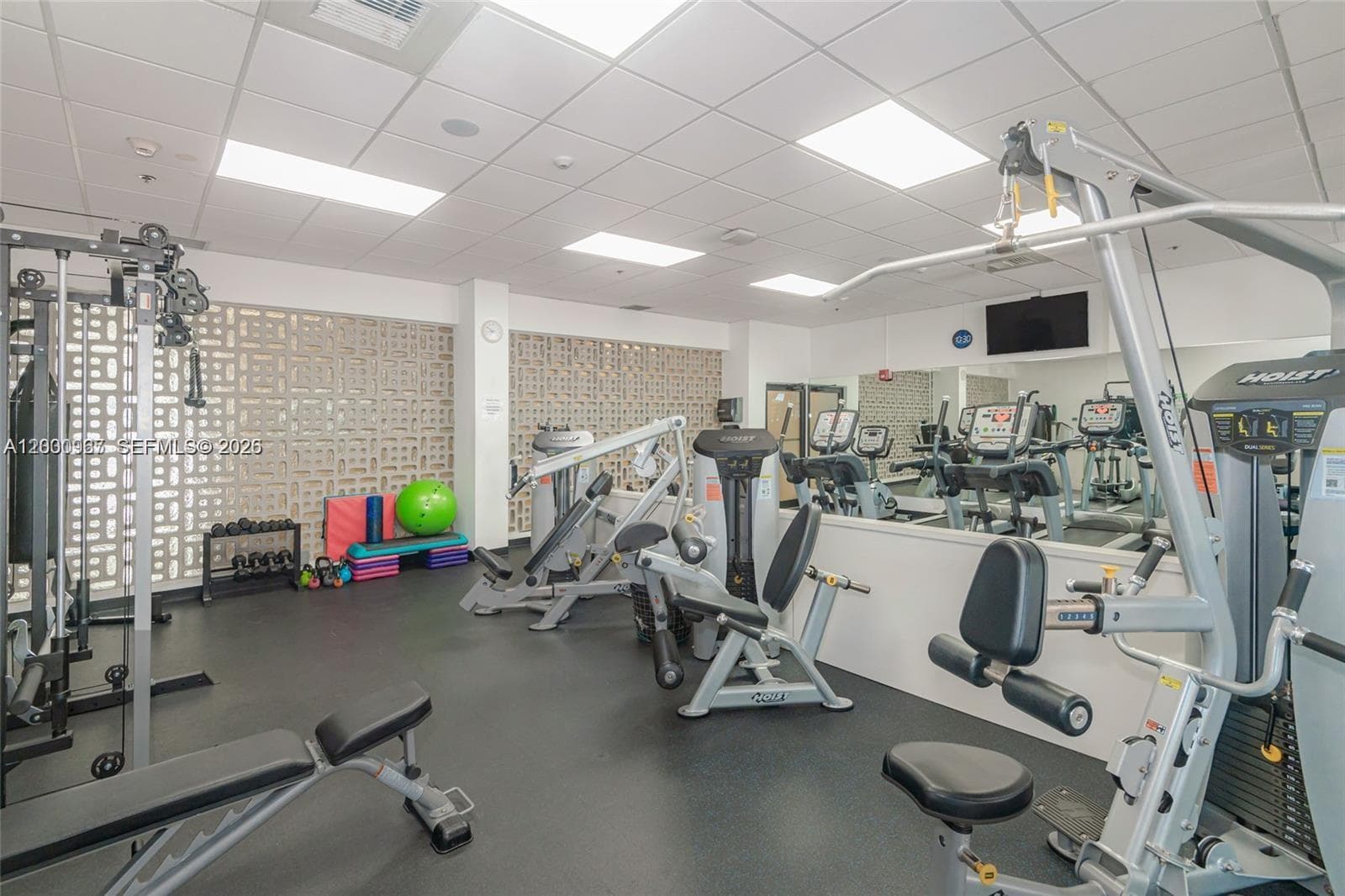 9511 Collins Ave # 811, Surfside FL 33154 — 25