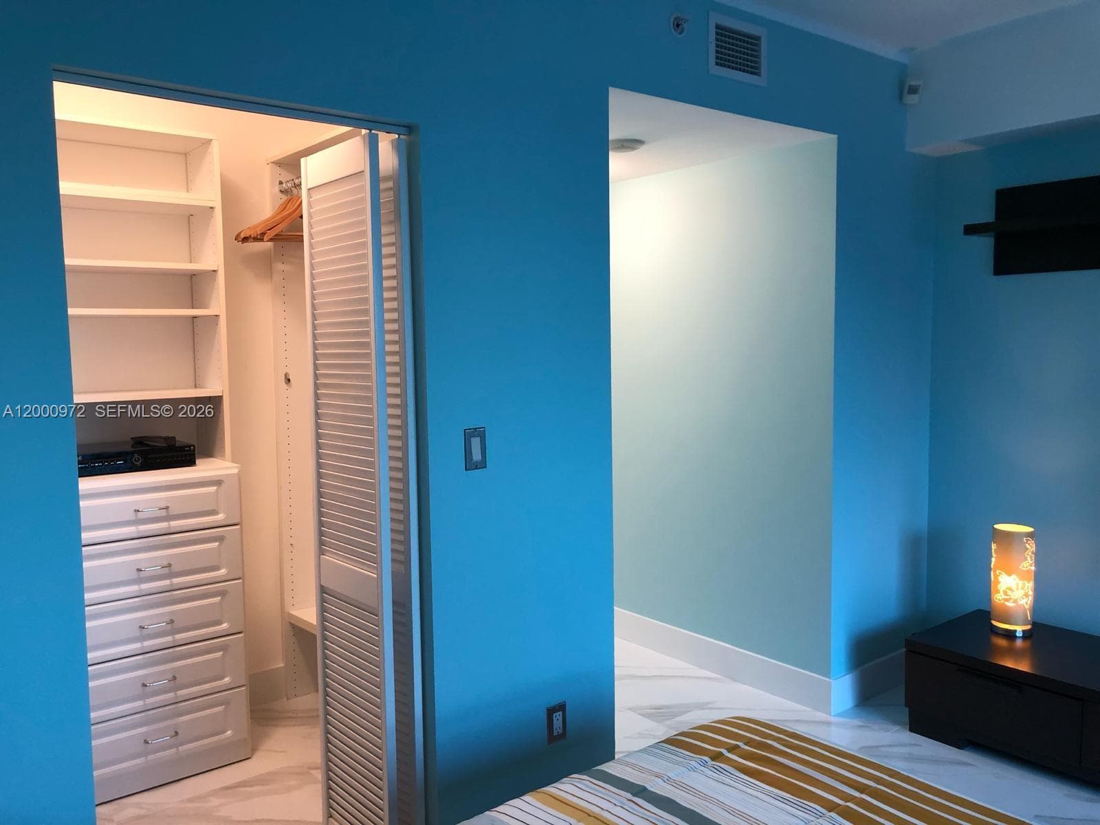 325 Biscayne Blvd # 2523, Miami FL 33131 — 26