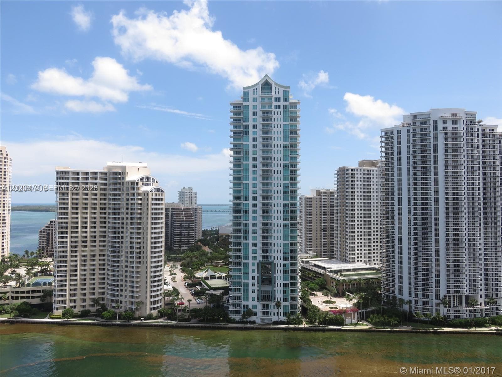 325 Biscayne Blvd # 2523, Miami FL 33131 — 3